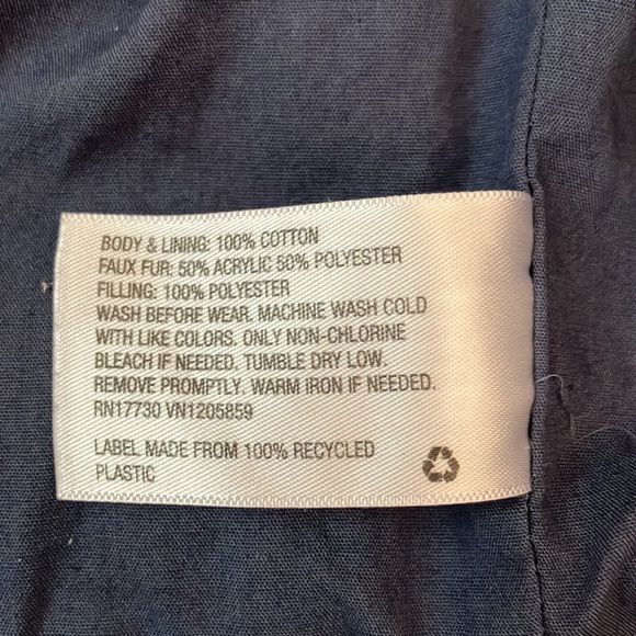 Baby 12 months fur lined puffer vest - Picture 5 of 6